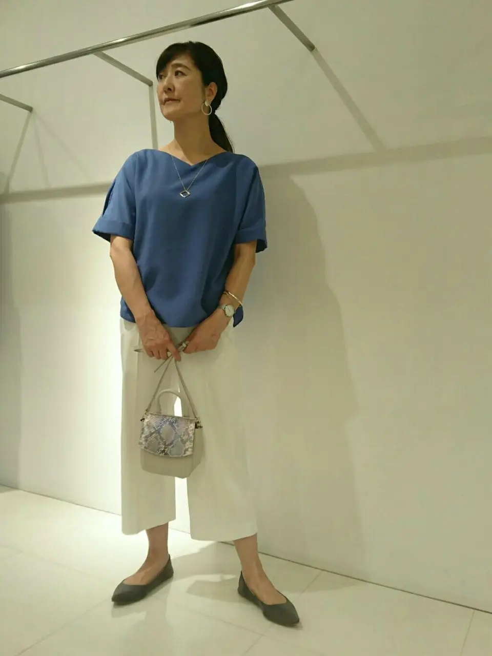  新保 コーディネート画像