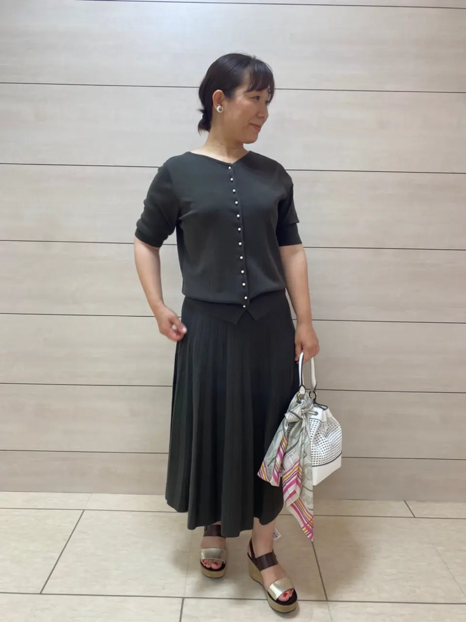 自由区 伊藤 コーディネート画像