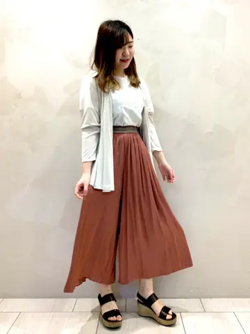 自由区 古賀 コーディネート画像