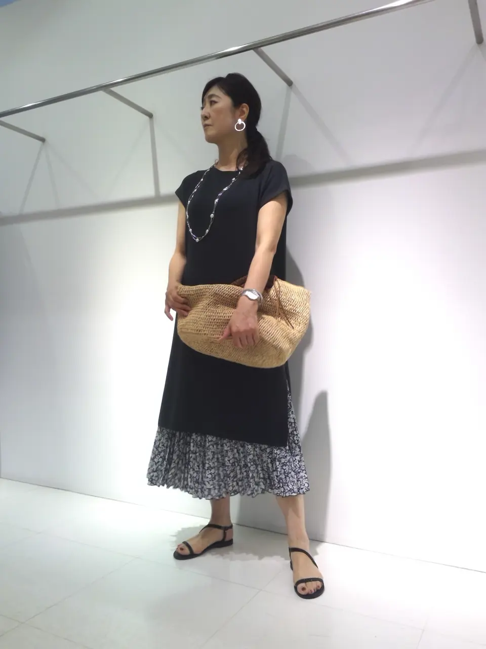  新保 コーディネート画像