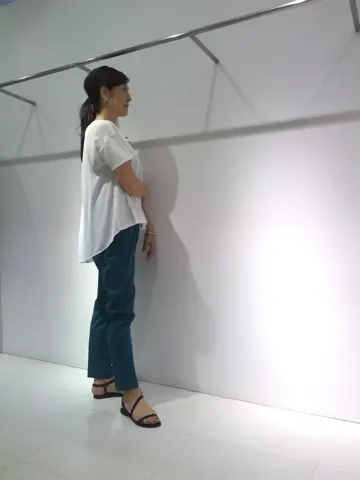 自由区 新保 コーディネート画像