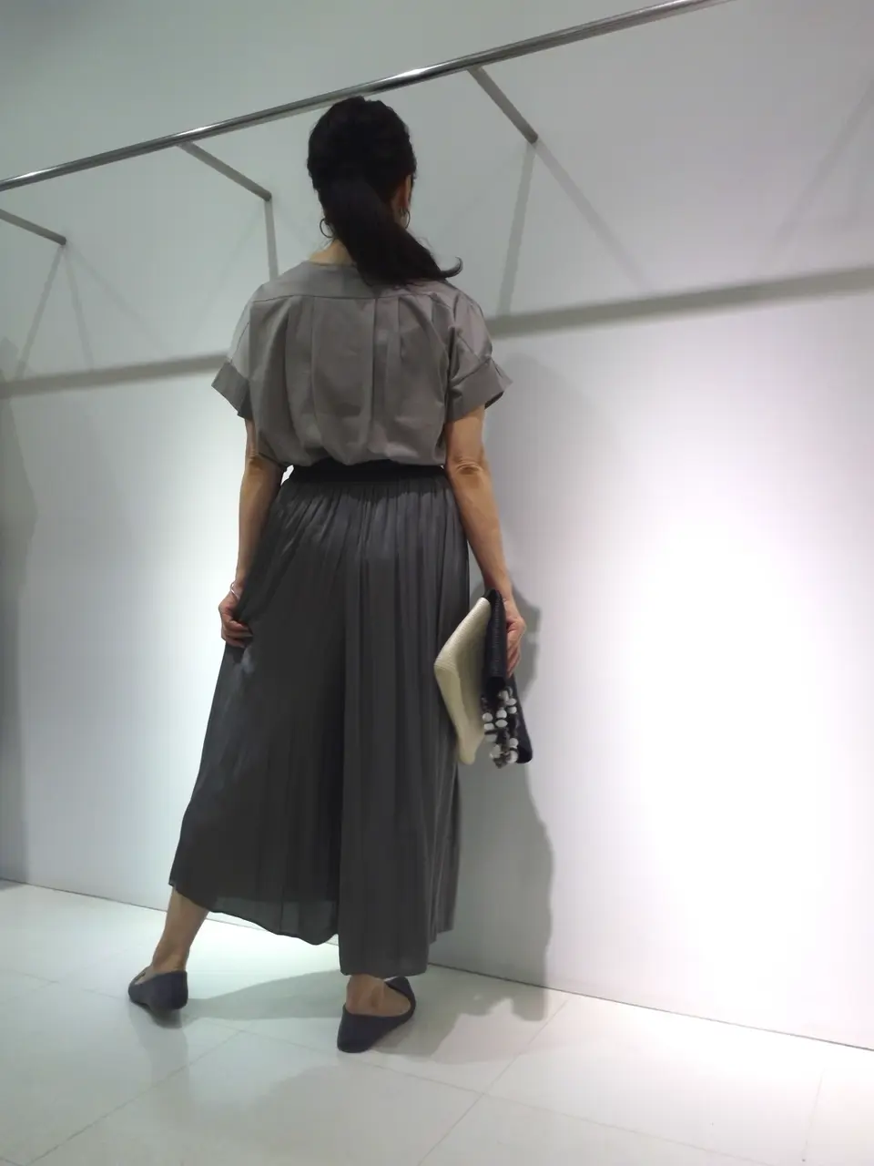 自由区 新保 コーディネート画像