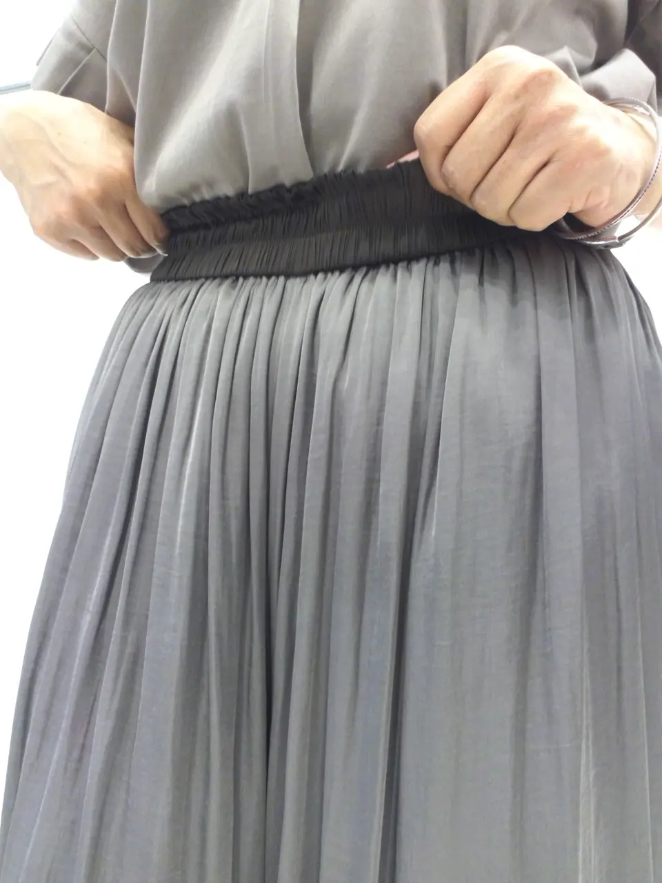 自由区 新保 コーディネート画像