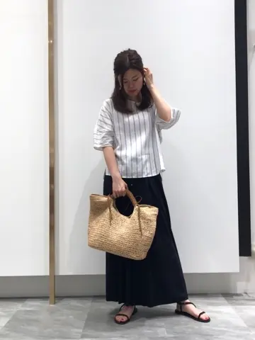 自由区 小林 コーディネート画像