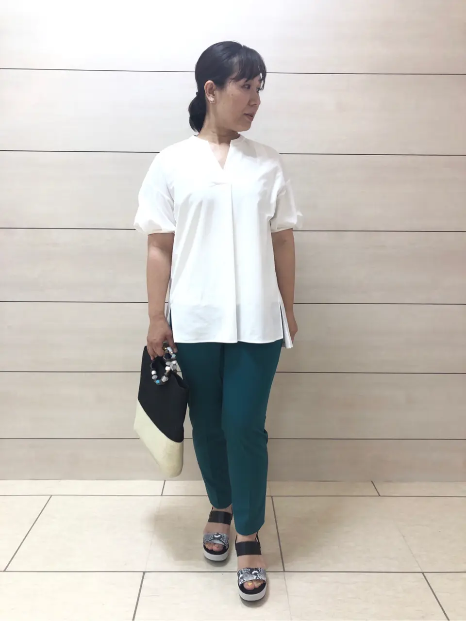 自由区 伊藤 コーディネート画像