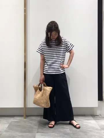 自由区 小林 コーディネート画像