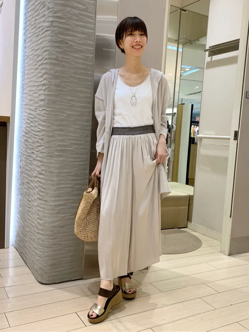 自由区 河野 コーディネート画像