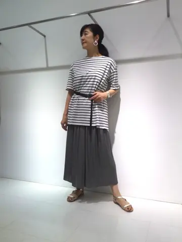 自由区 新保 コーディネート画像