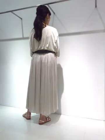 自由区 新保 コーディネート画像