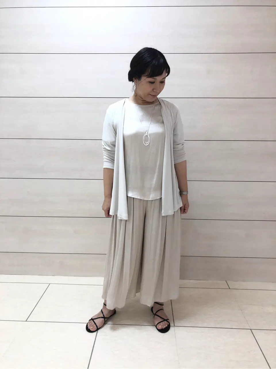 自由区 伊藤 コーディネート画像