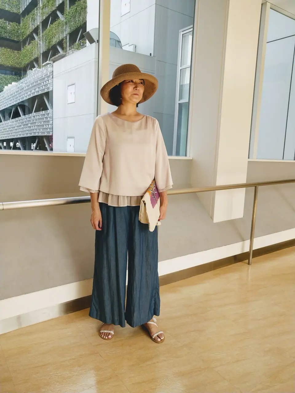 自由区 奥山 コーディネート画像