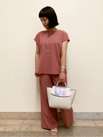 自由区 佐藤 コーディネート画像