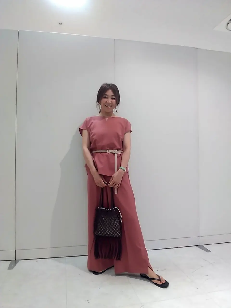 自由区 東 コーディネート画像