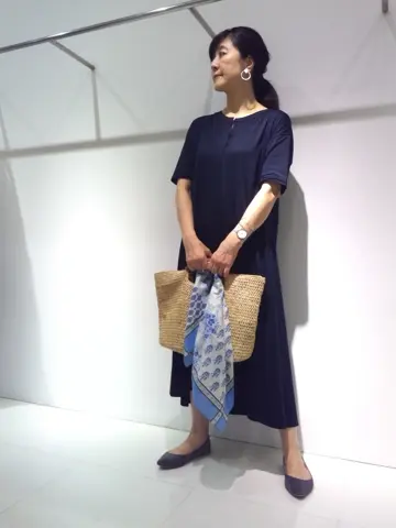 自由区 新保 コーディネート画像