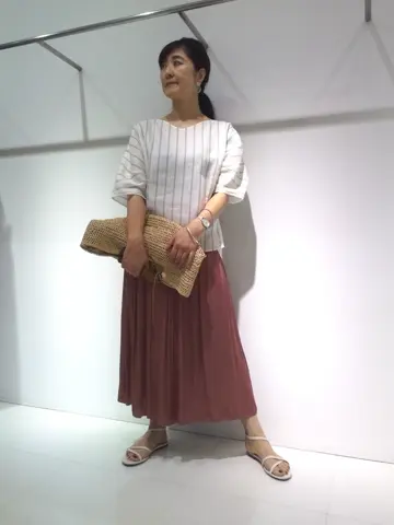 自由区 新保 コーディネート画像