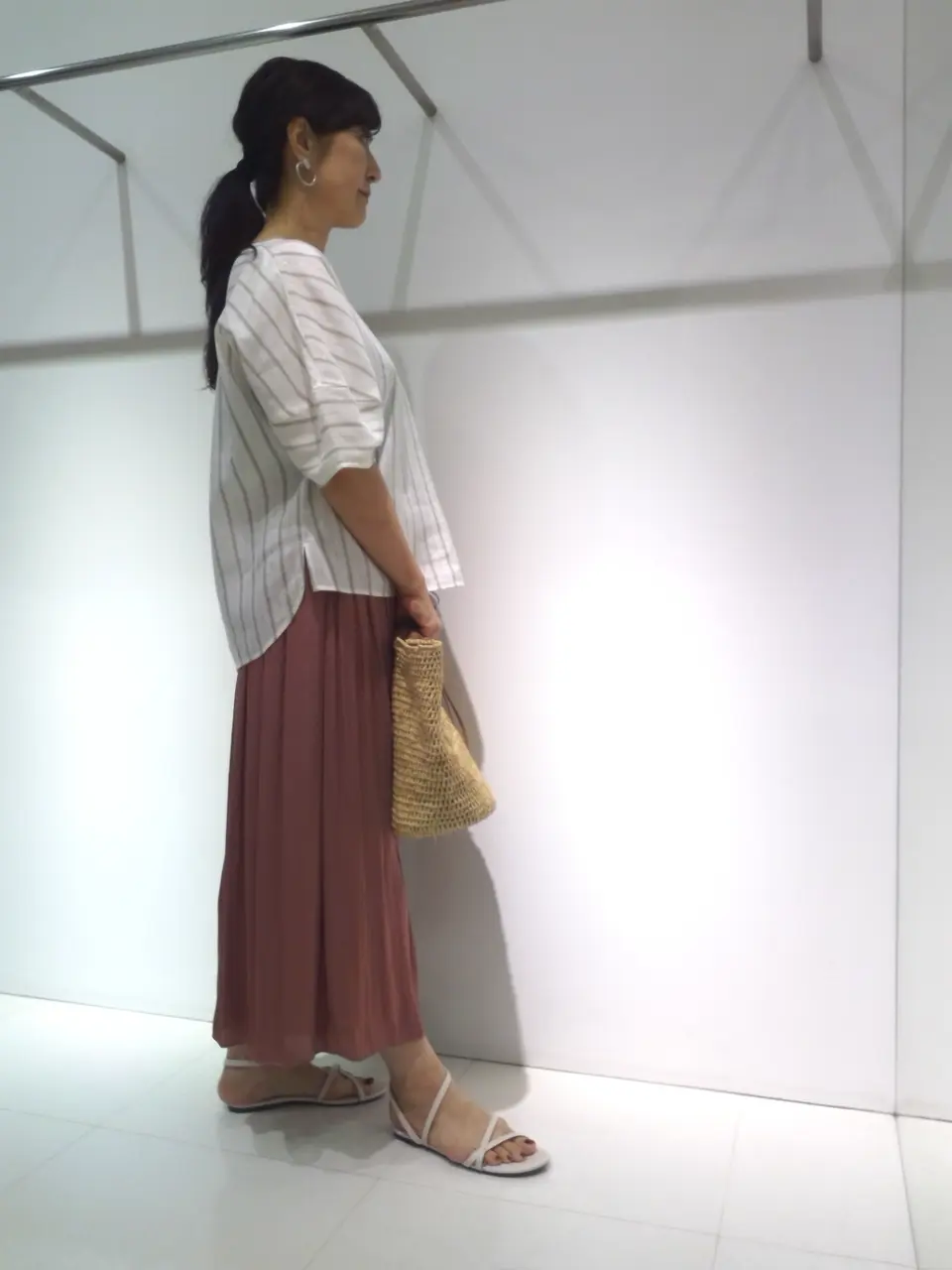 自由区 新保 コーディネート画像