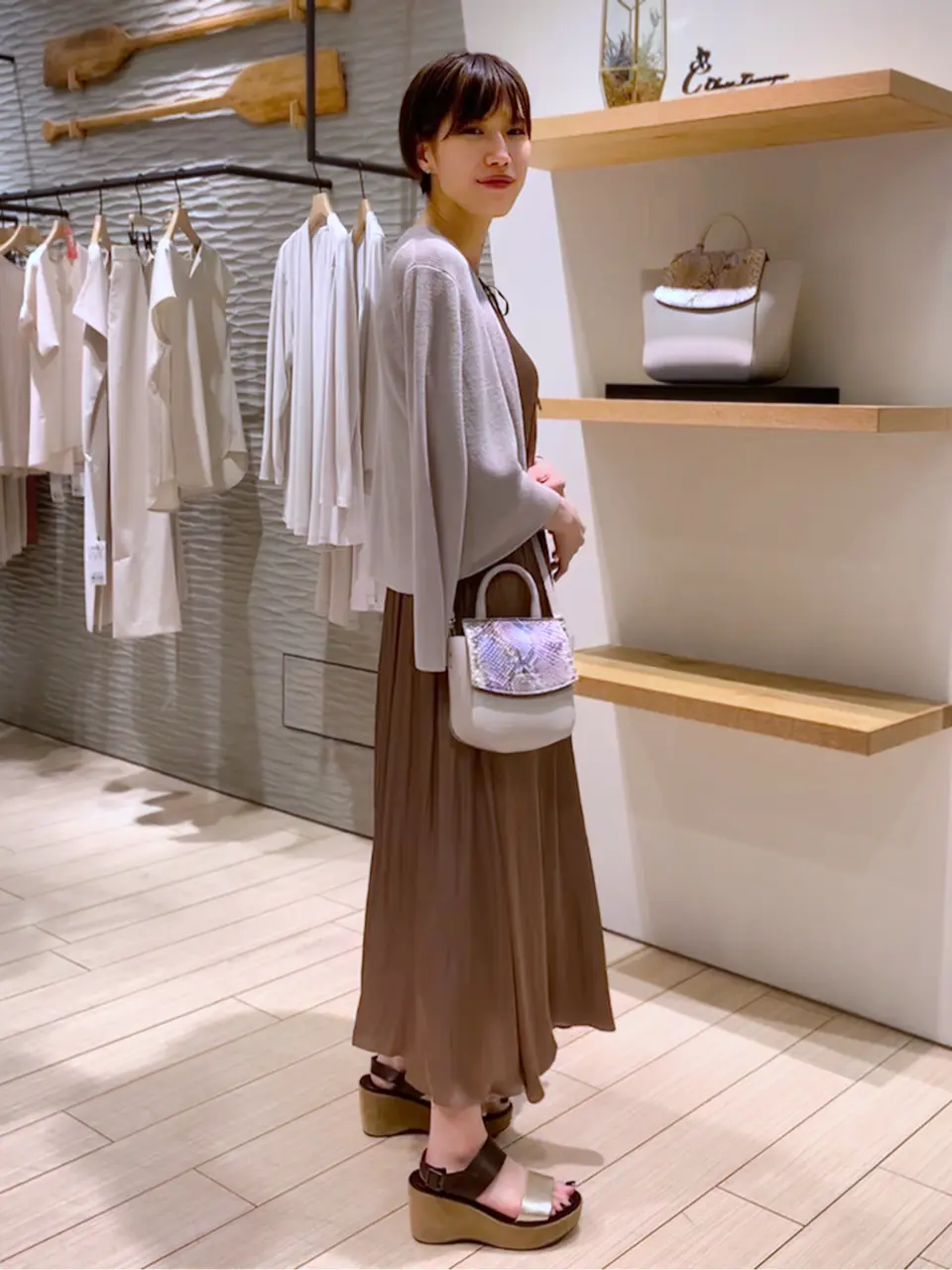 自由区 河野 コーディネート画像