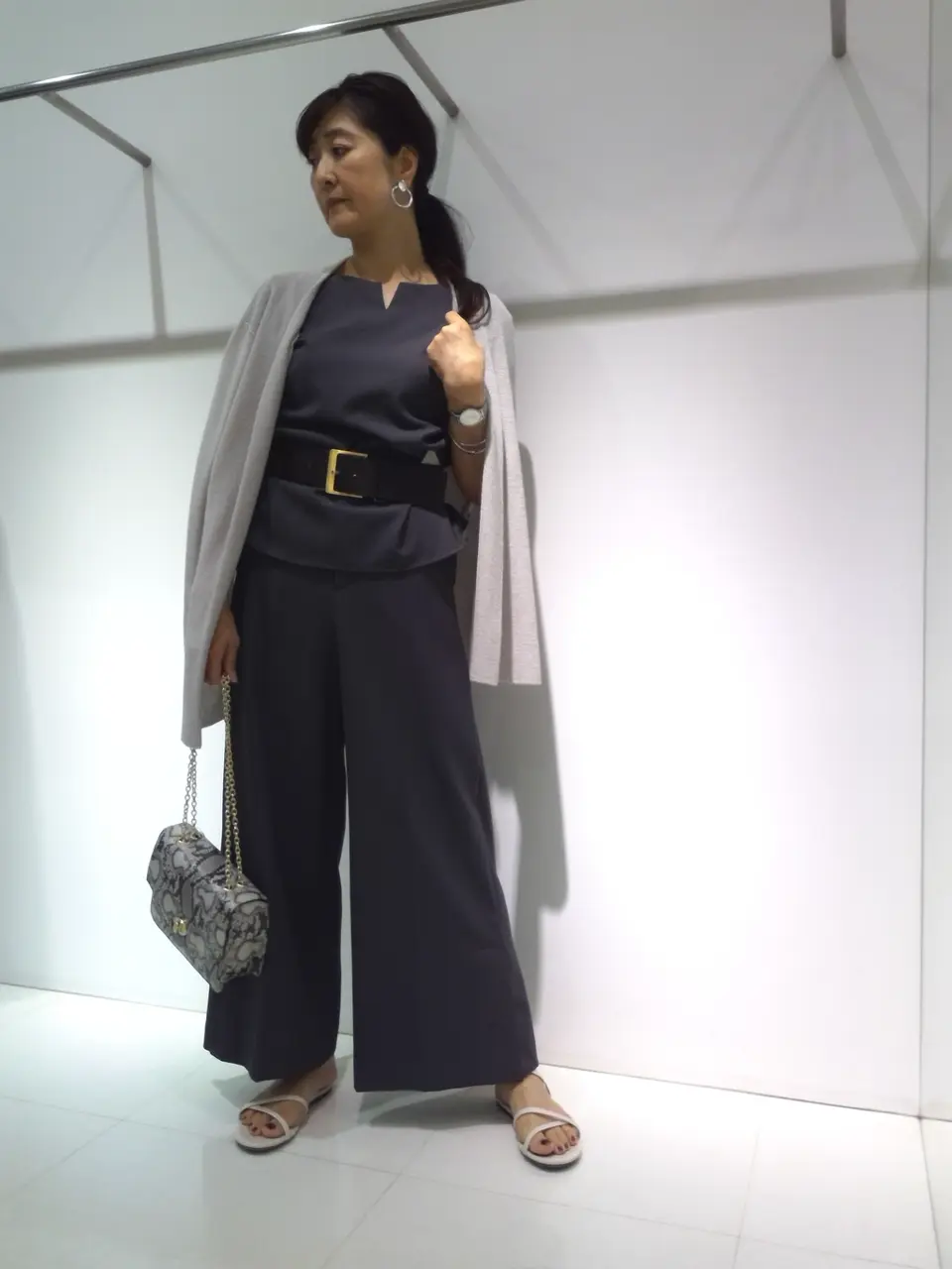  新保 コーディネート画像