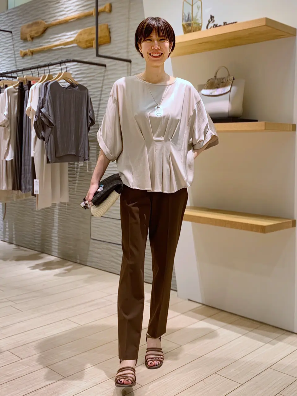 自由区 河野 コーディネート画像