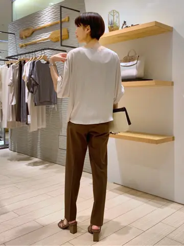 自由区 河野 コーディネート画像