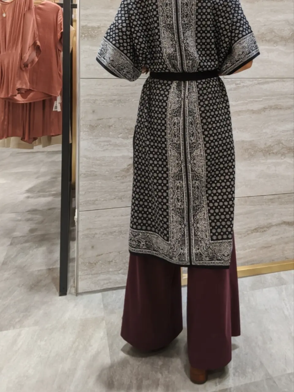 自由区 スタッフ コーディネート画像