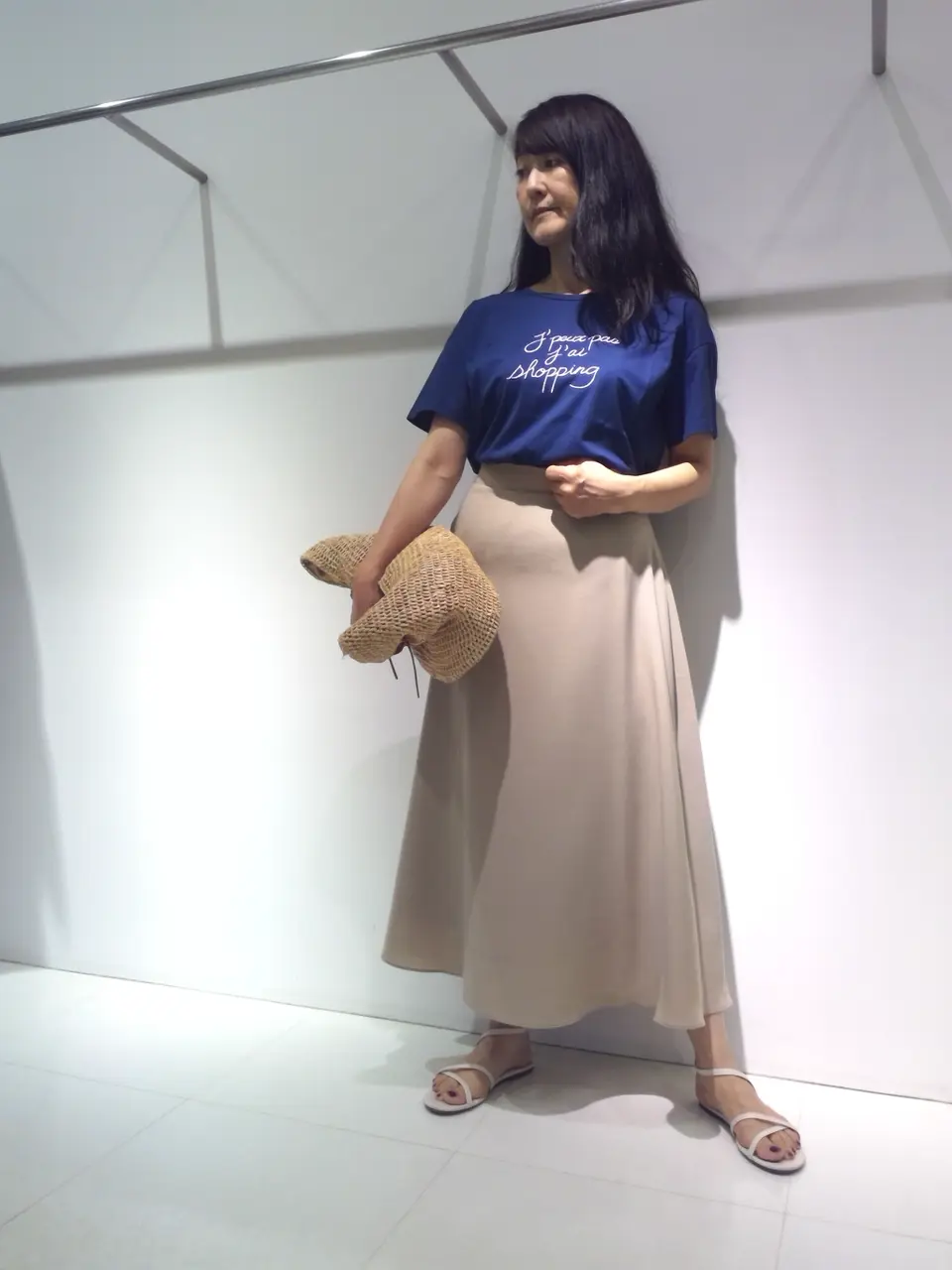  新保 コーディネート画像