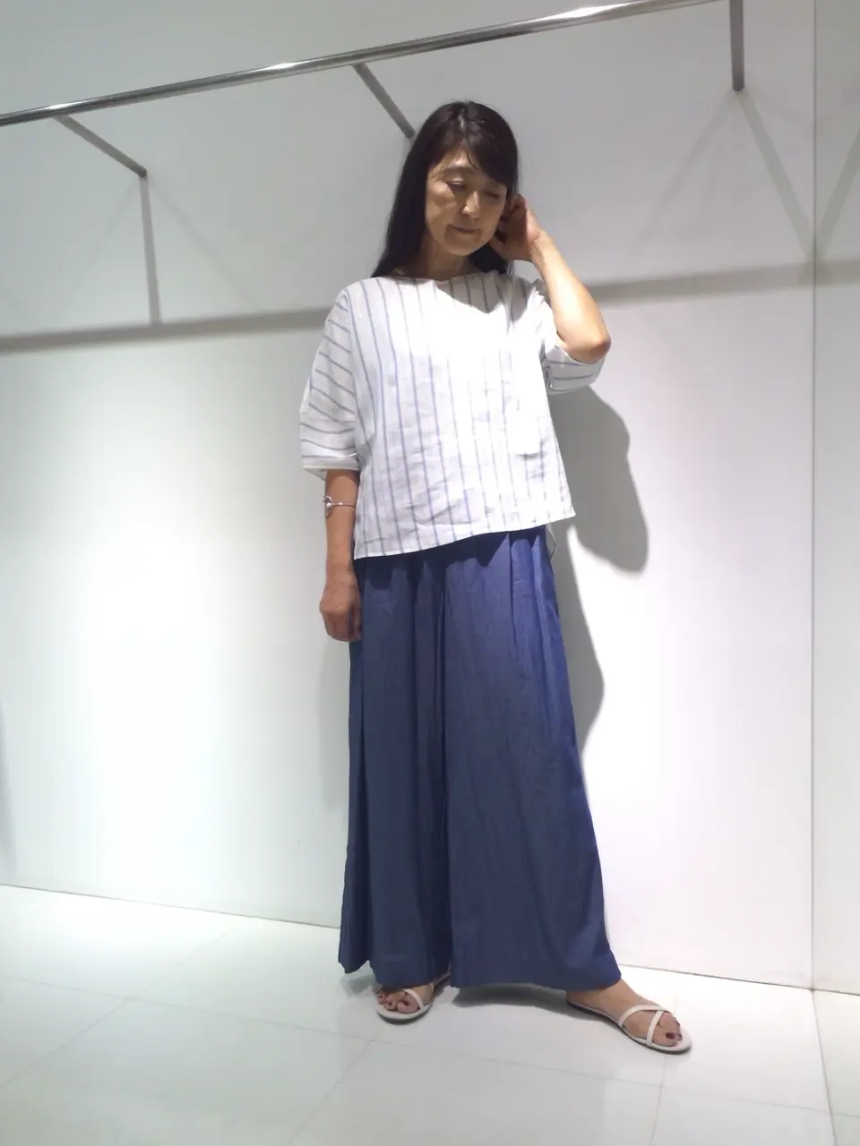  新保 コーディネート画像