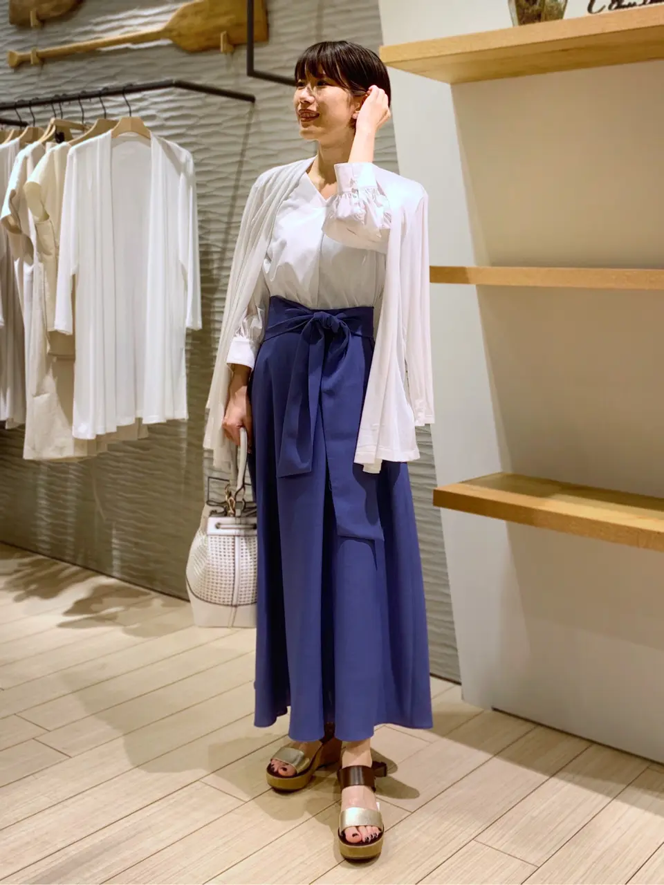 自由区 河野 コーディネート画像