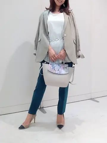 自由区 東 コーディネート画像