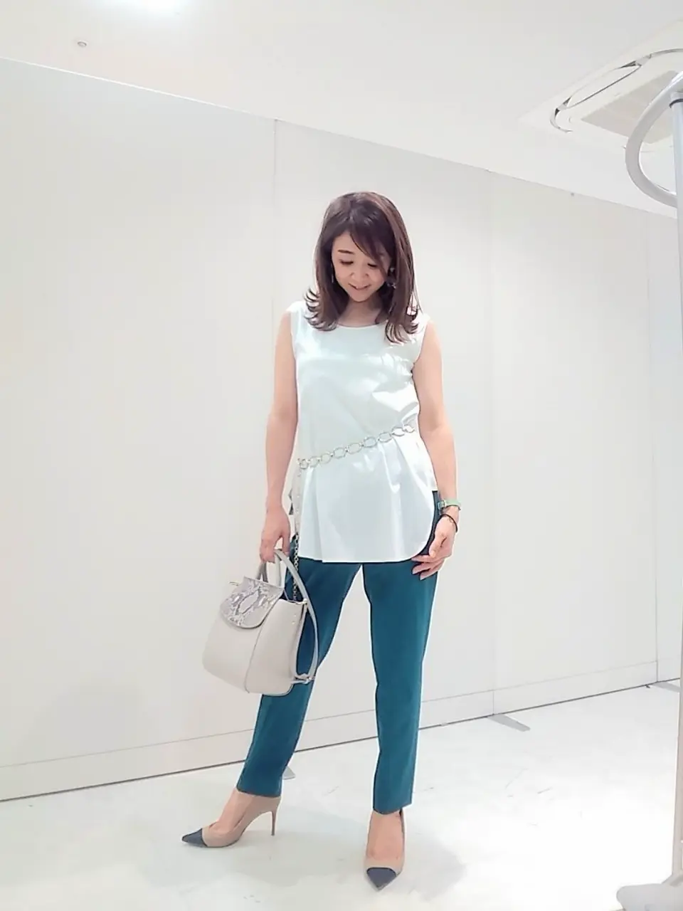 自由区 東 コーディネート画像