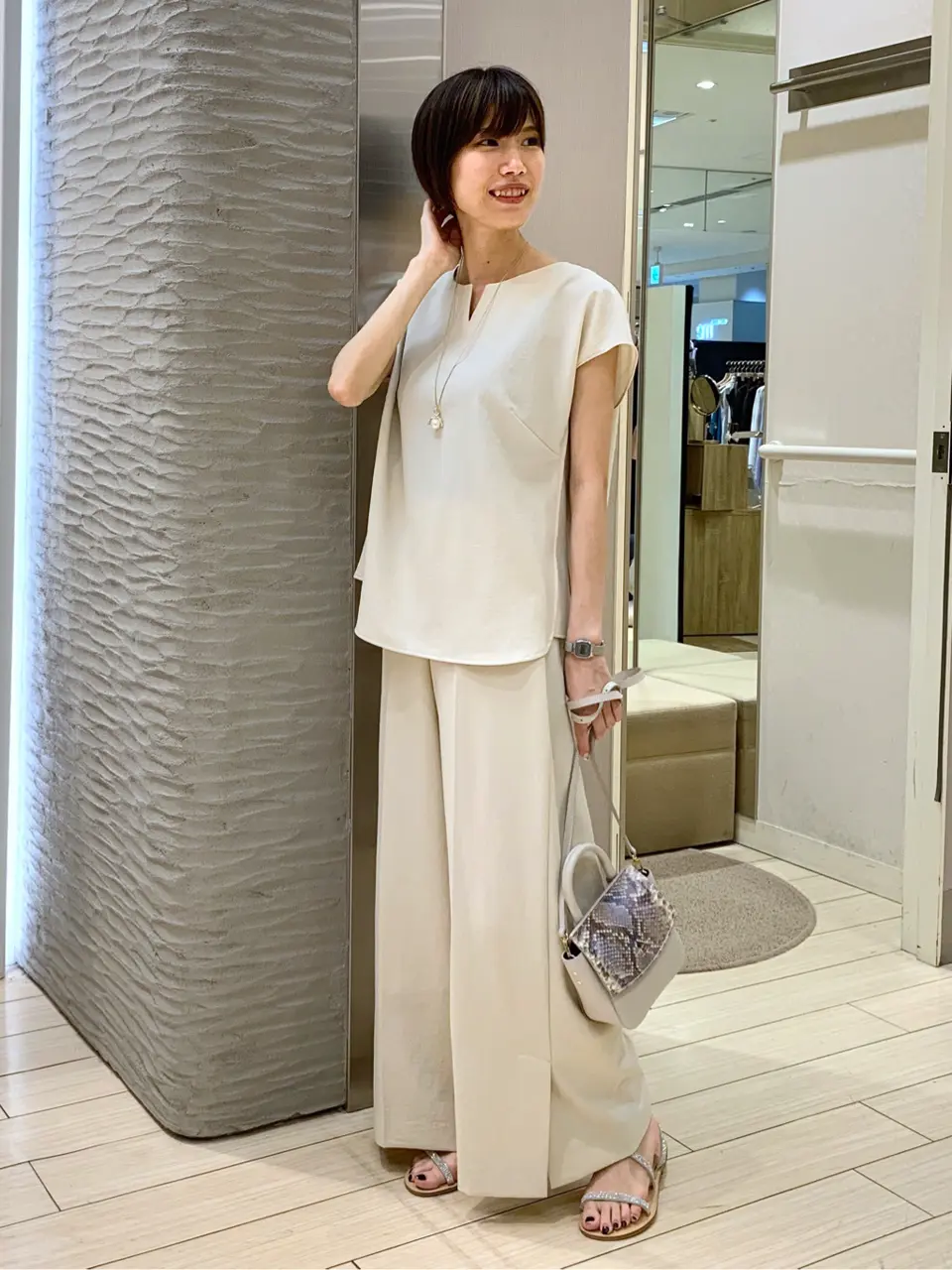 自由区 河野 コーディネート画像