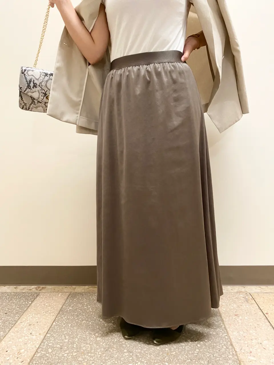 自由区 佐藤 コーディネート画像