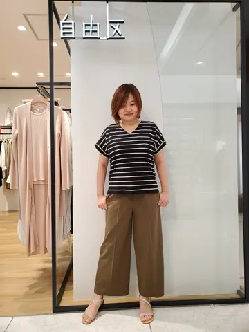 自由区 eri コーディネート画像