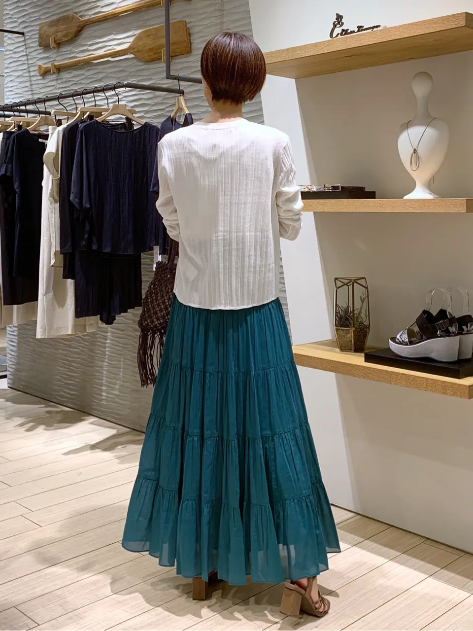 自由区 河野 コーディネート画像