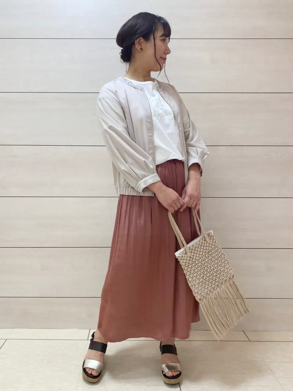 自由区 伊藤 コーディネート画像