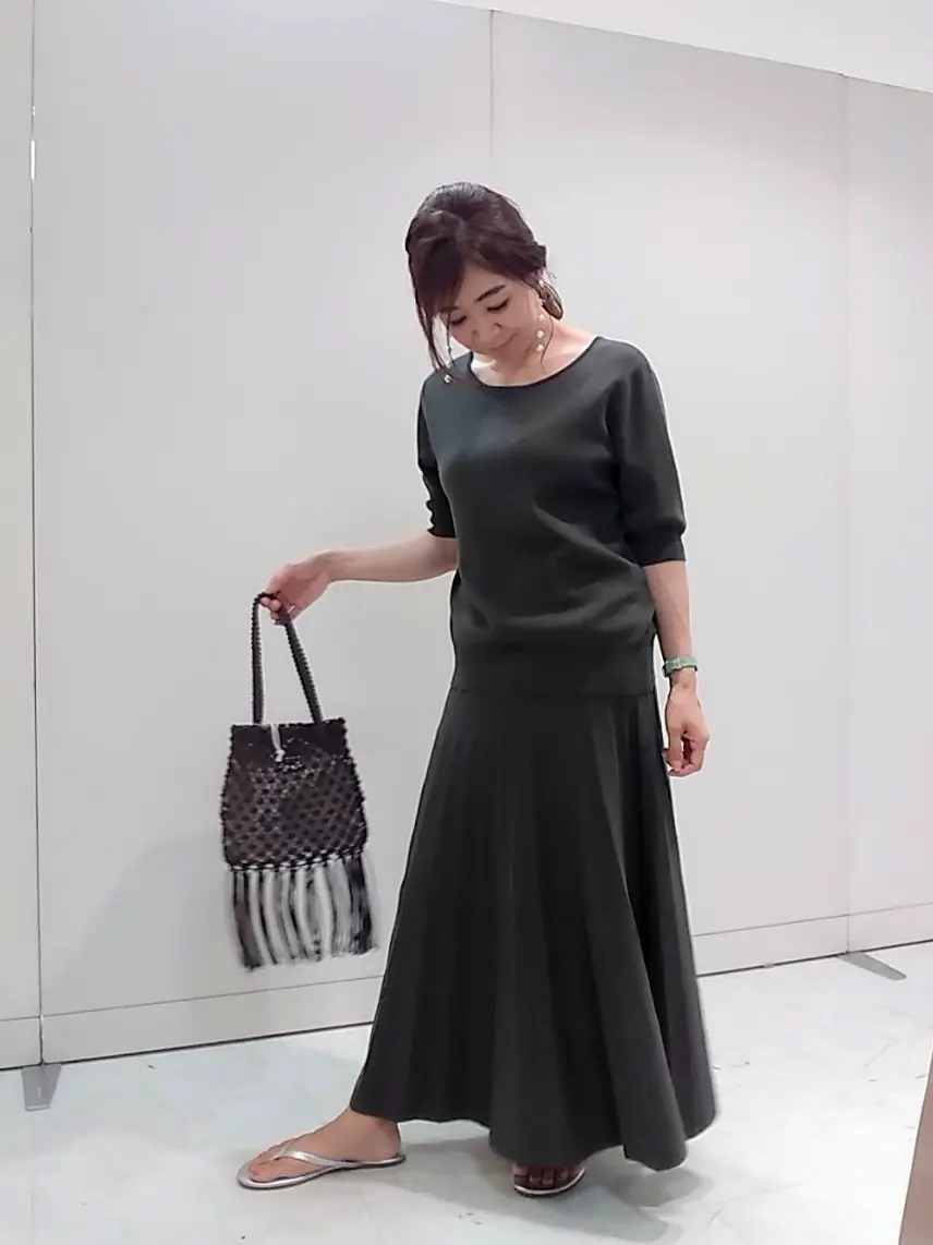 自由区 東 コーディネート画像