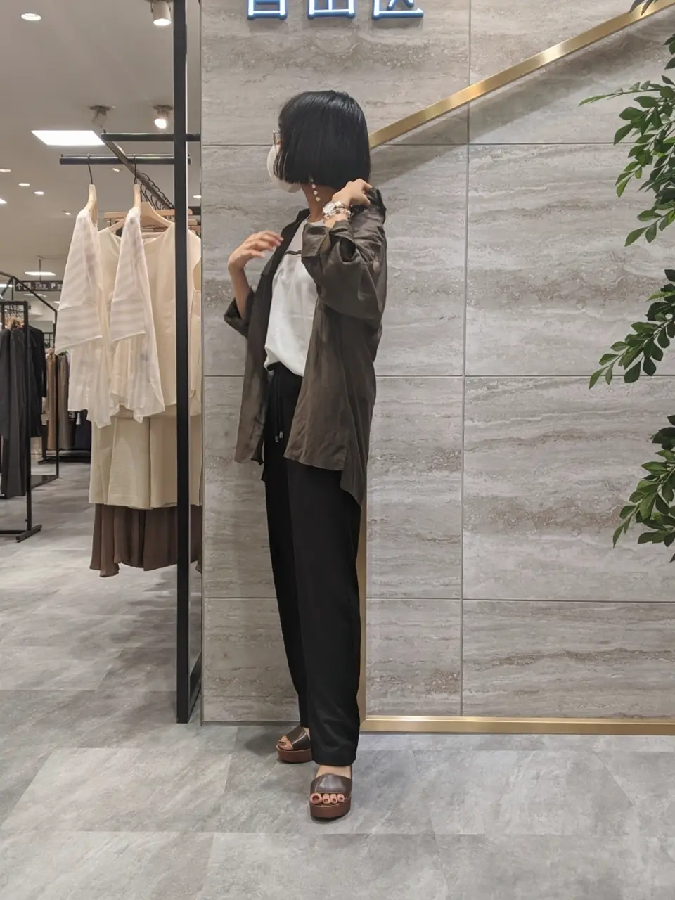 自由区 スタッフ コーディネート画像