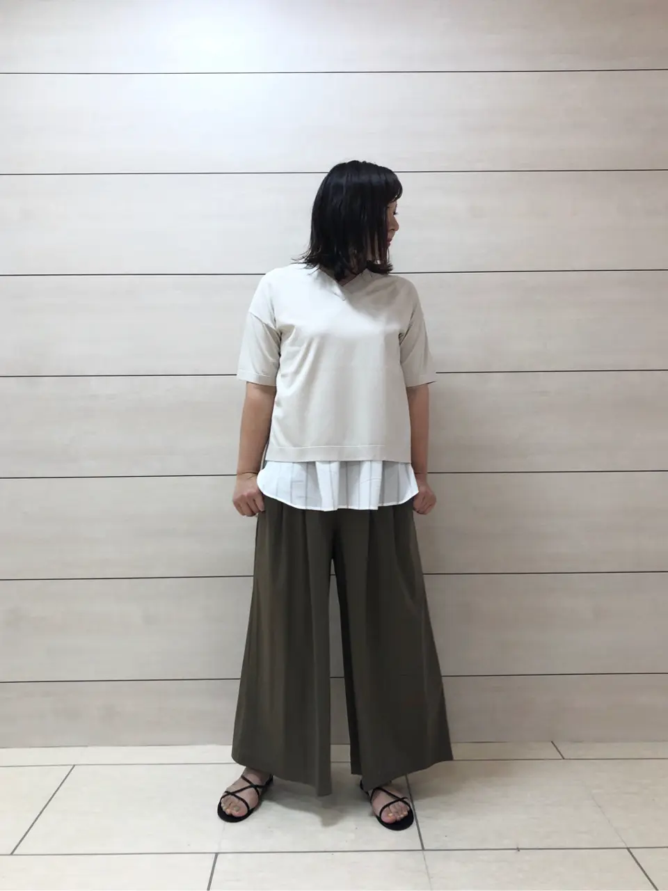 自由区 伊藤 コーディネート画像