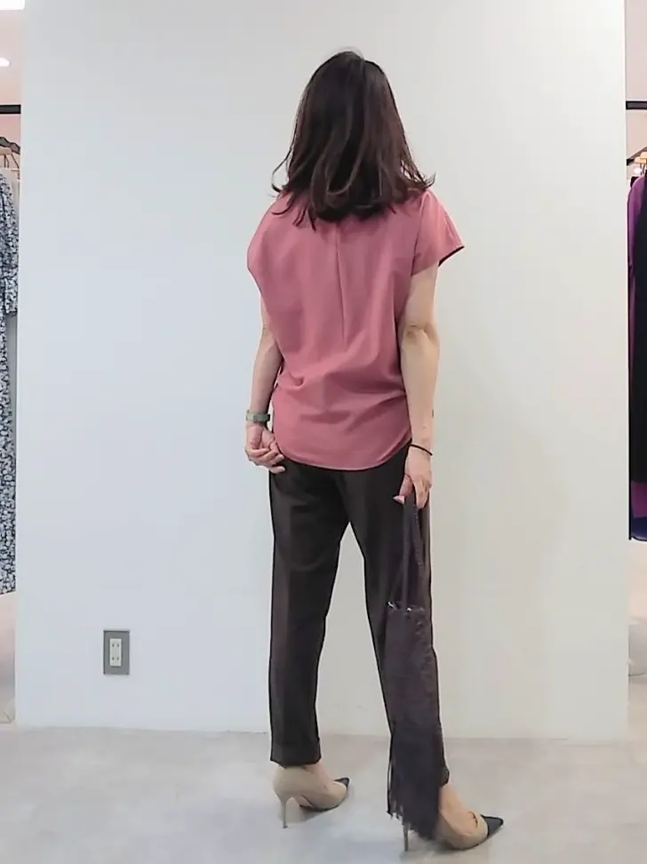 自由区 東 コーディネート画像