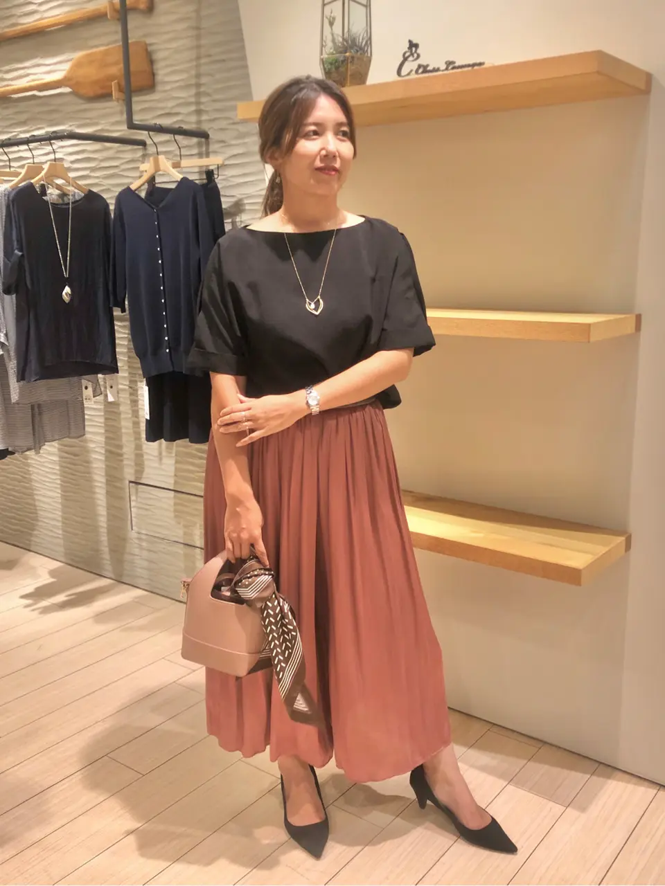 自由区 鈴木 コーディネート画像