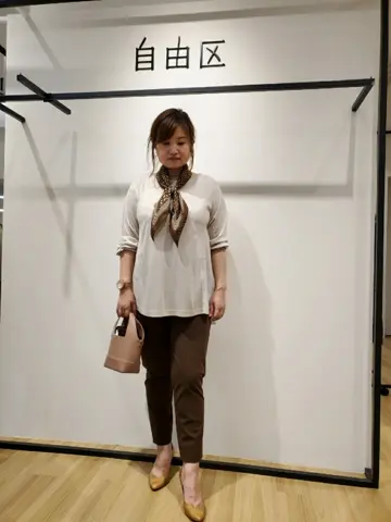 自由区 eri コーディネート画像