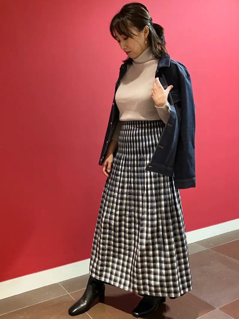 自由区 伊藤 コーディネート画像