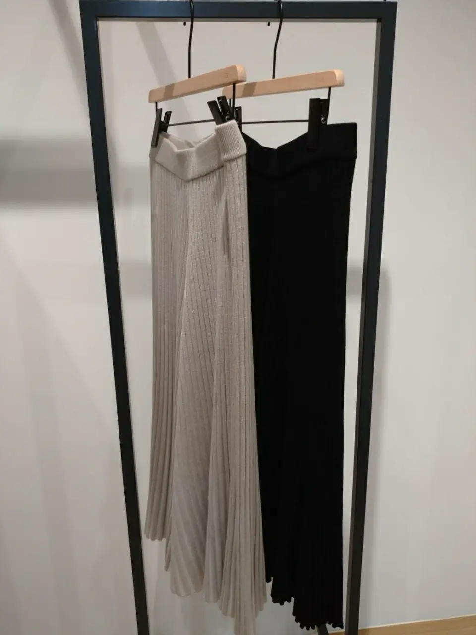 自由区 eri コーディネート画像