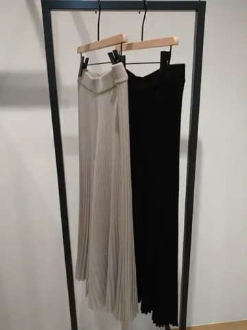 自由区 eri コーディネート画像