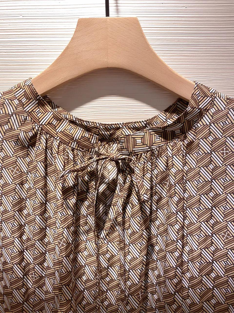 自由区 丸尾 コーディネート画像