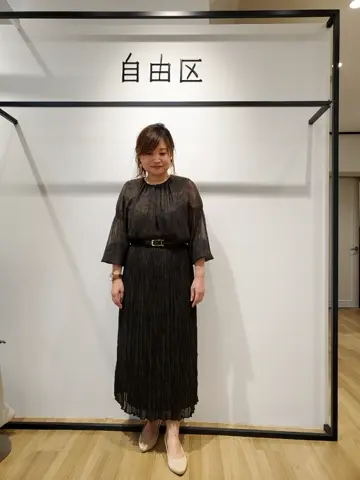 自由区 eri コーディネート画像