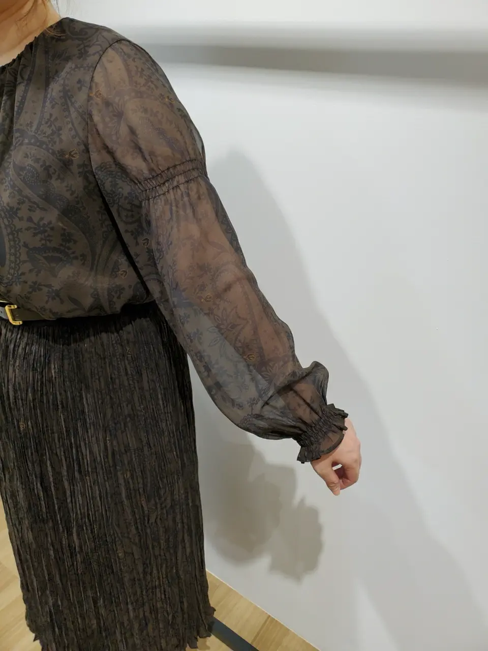 自由区 eri コーディネート画像