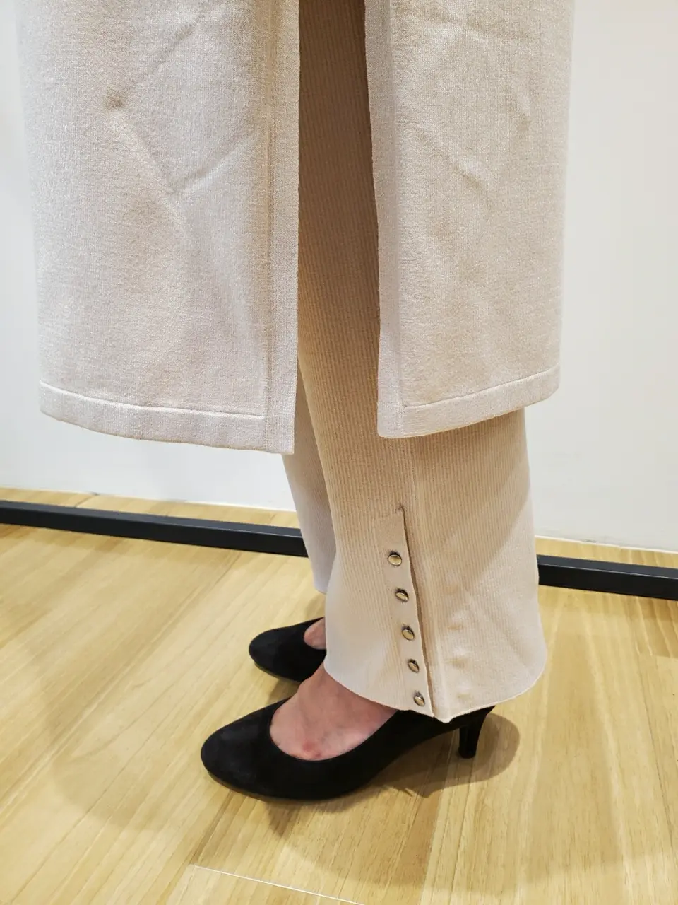 自由区 eri コーディネート画像