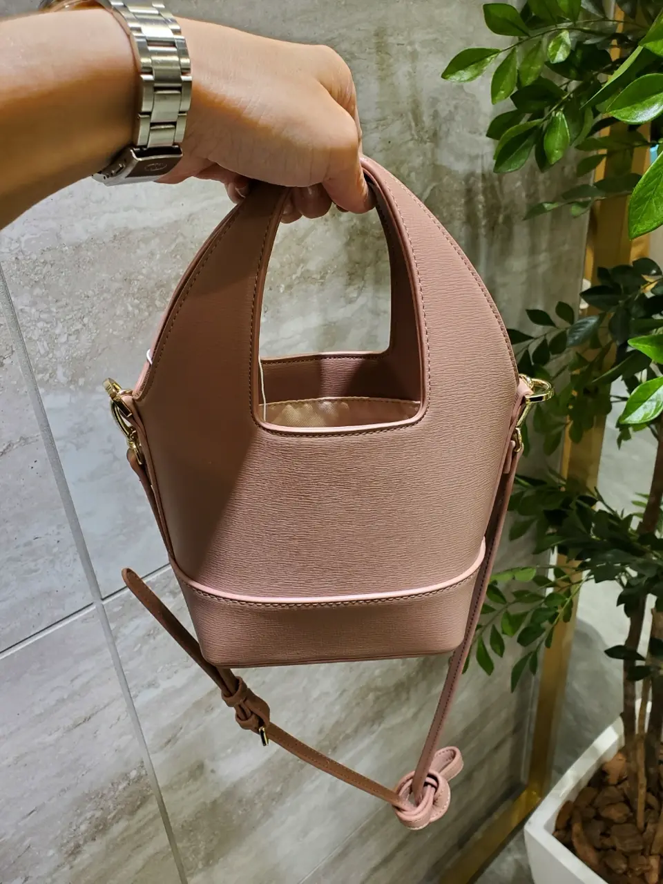 自由区 内山 コーディネート画像