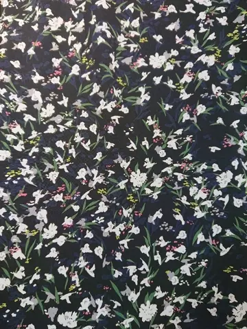 自由区 近藤 コーディネート画像